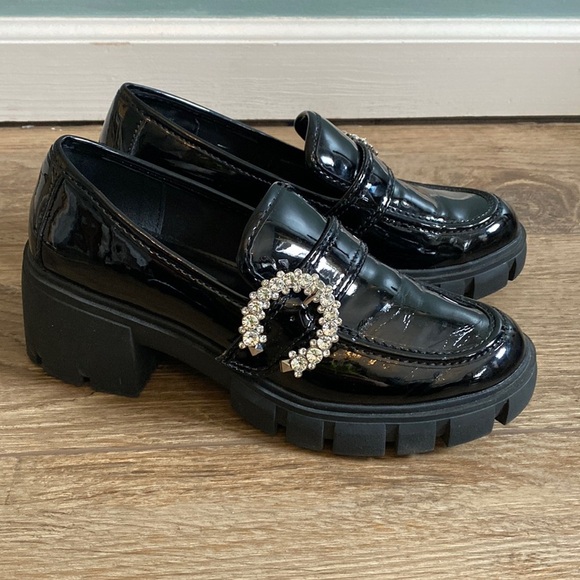 Steve Madden Hailey Chunky Heel Black vegan Patent Bling Buckle 7.5 preppychic - Picture 1 of 7